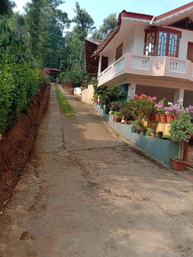 Shivalaya Homestay, Madikeri Siddāpur Εξωτερικό φωτογραφία