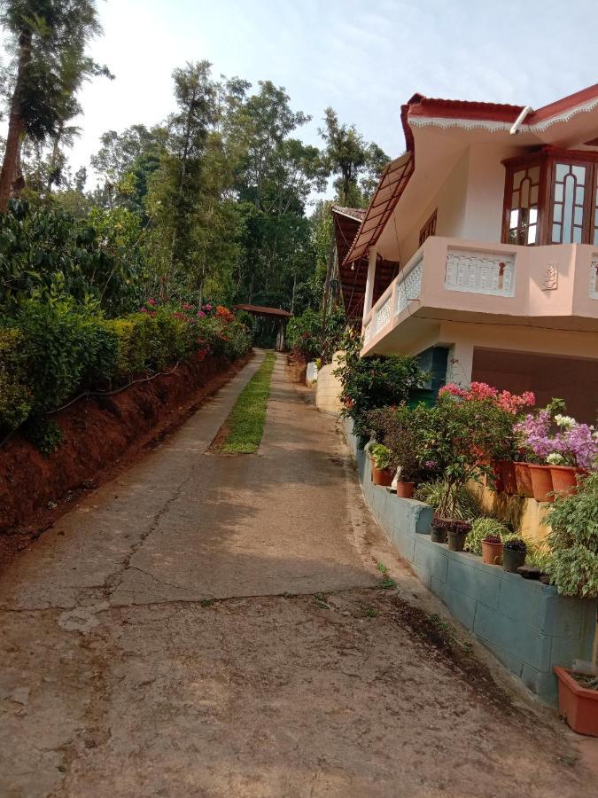 Shivalaya Homestay, Madikeri Siddāpur Εξωτερικό φωτογραφία