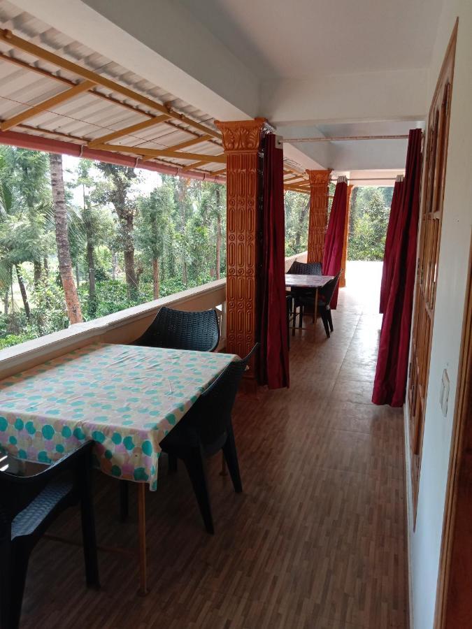 Shivalaya Homestay, Madikeri Siddāpur Εξωτερικό φωτογραφία
