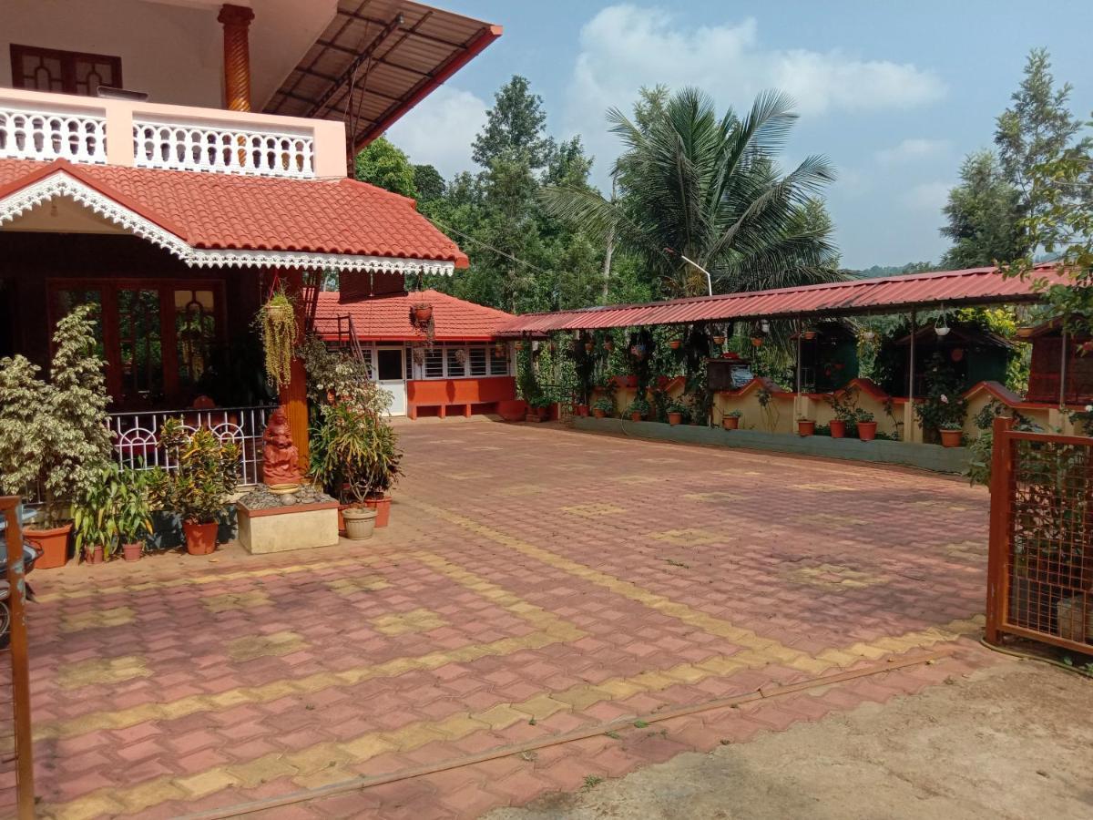 Shivalaya Homestay, Madikeri Siddāpur Εξωτερικό φωτογραφία