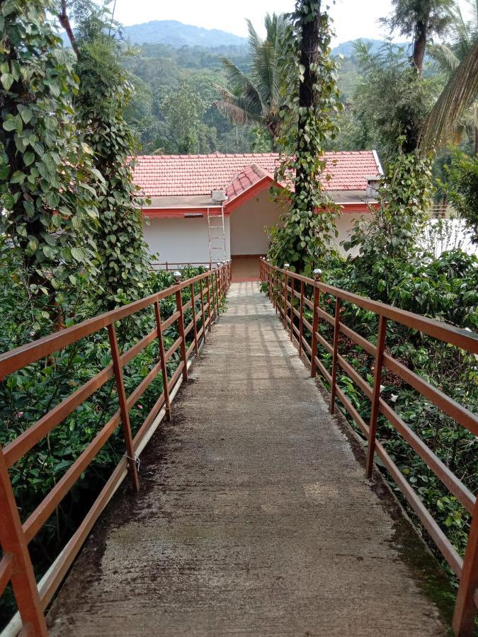Shivalaya Homestay, Madikeri Siddāpur Εξωτερικό φωτογραφία