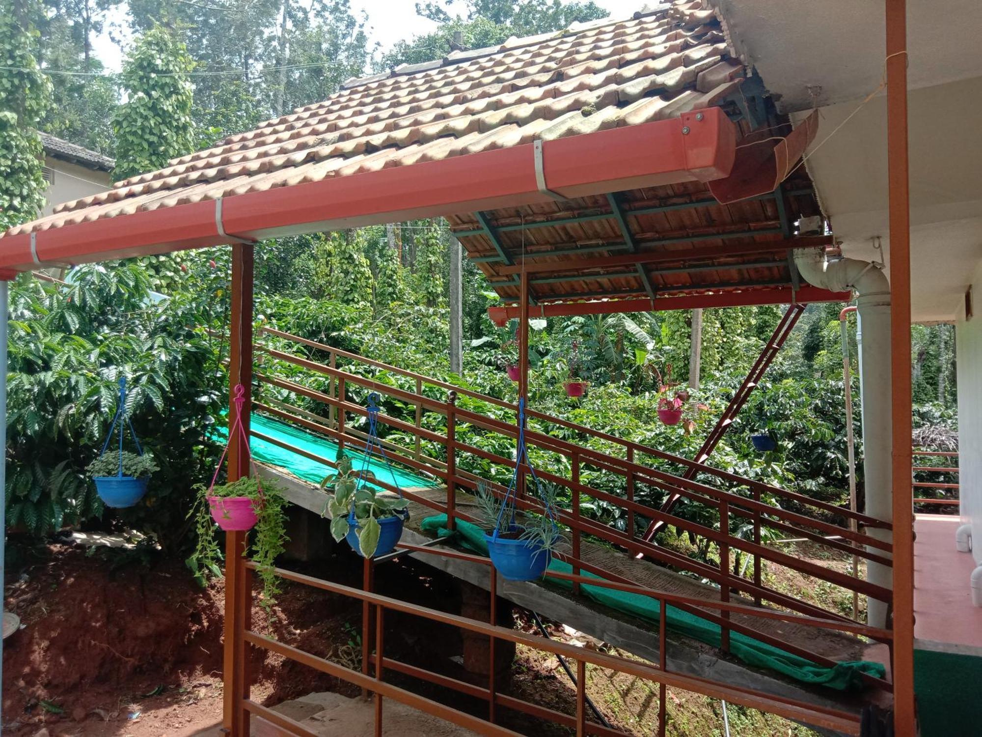 Shivalaya Homestay, Madikeri Siddāpur Εξωτερικό φωτογραφία