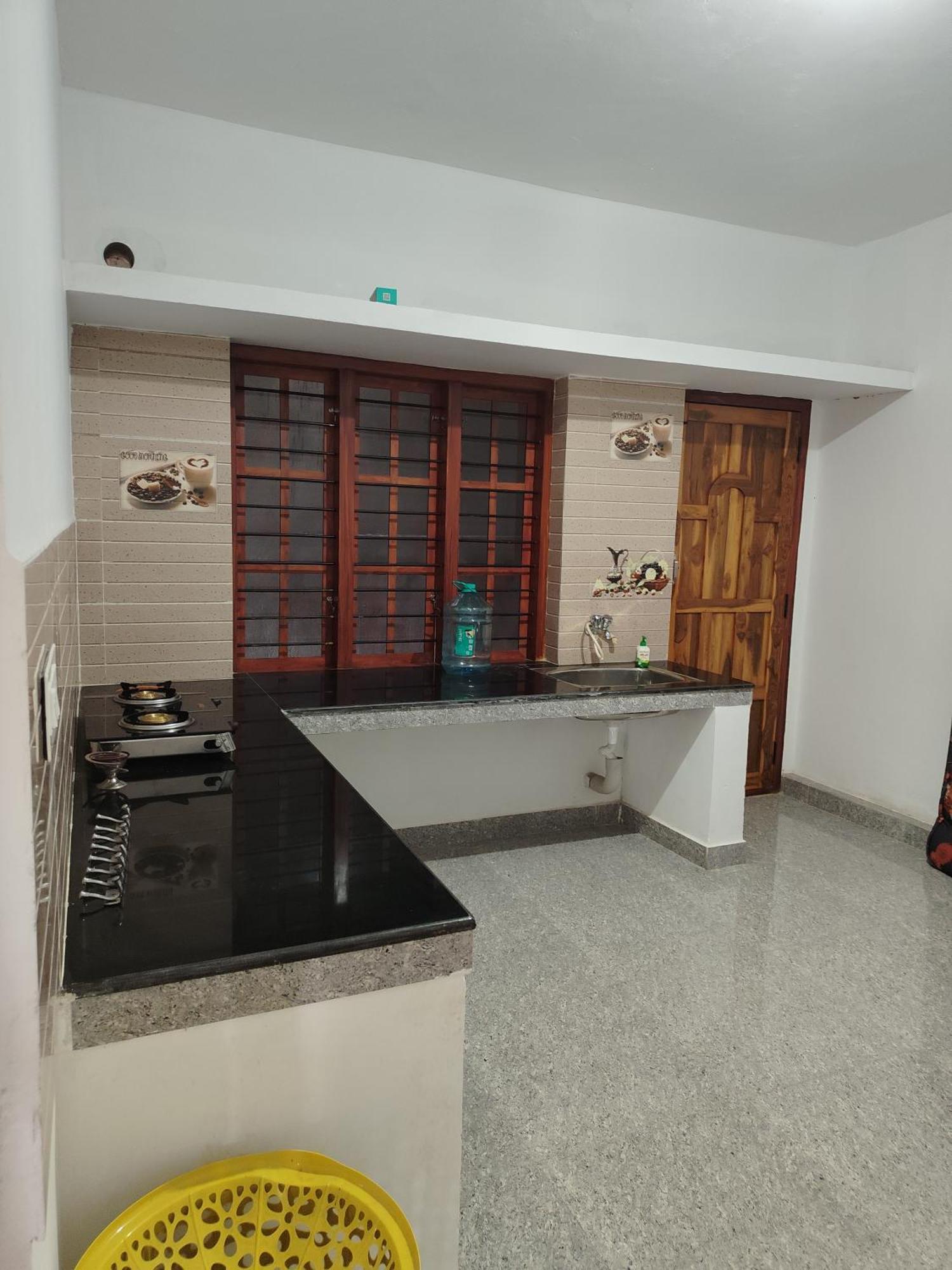 Shivalaya Homestay, Madikeri Siddāpur Εξωτερικό φωτογραφία