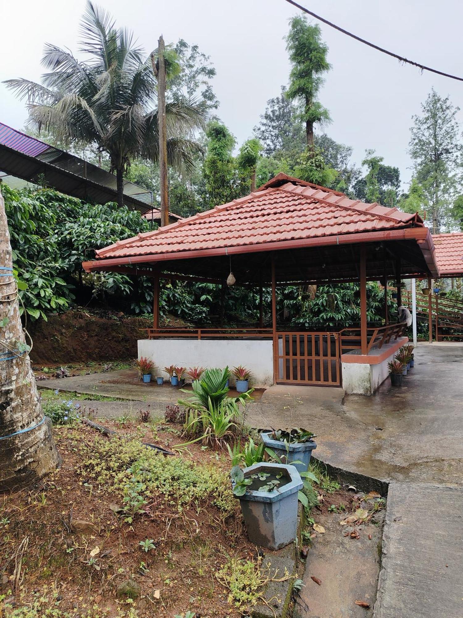 Shivalaya Homestay, Madikeri Siddāpur Εξωτερικό φωτογραφία